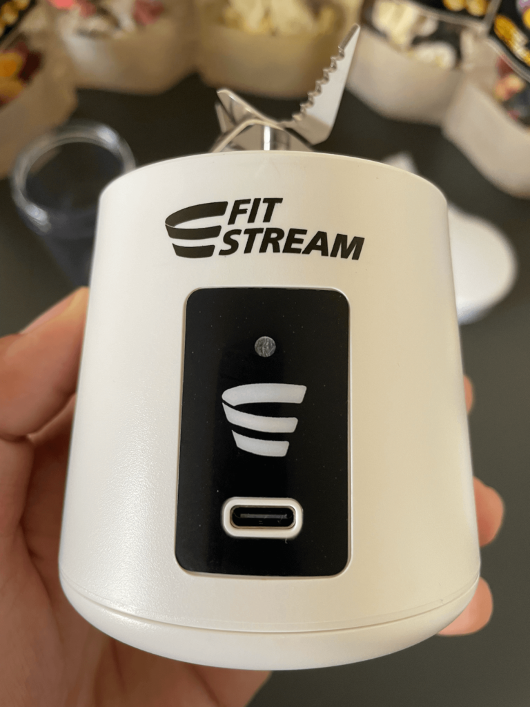 Fitstream Mixér USB Nabíjateľný